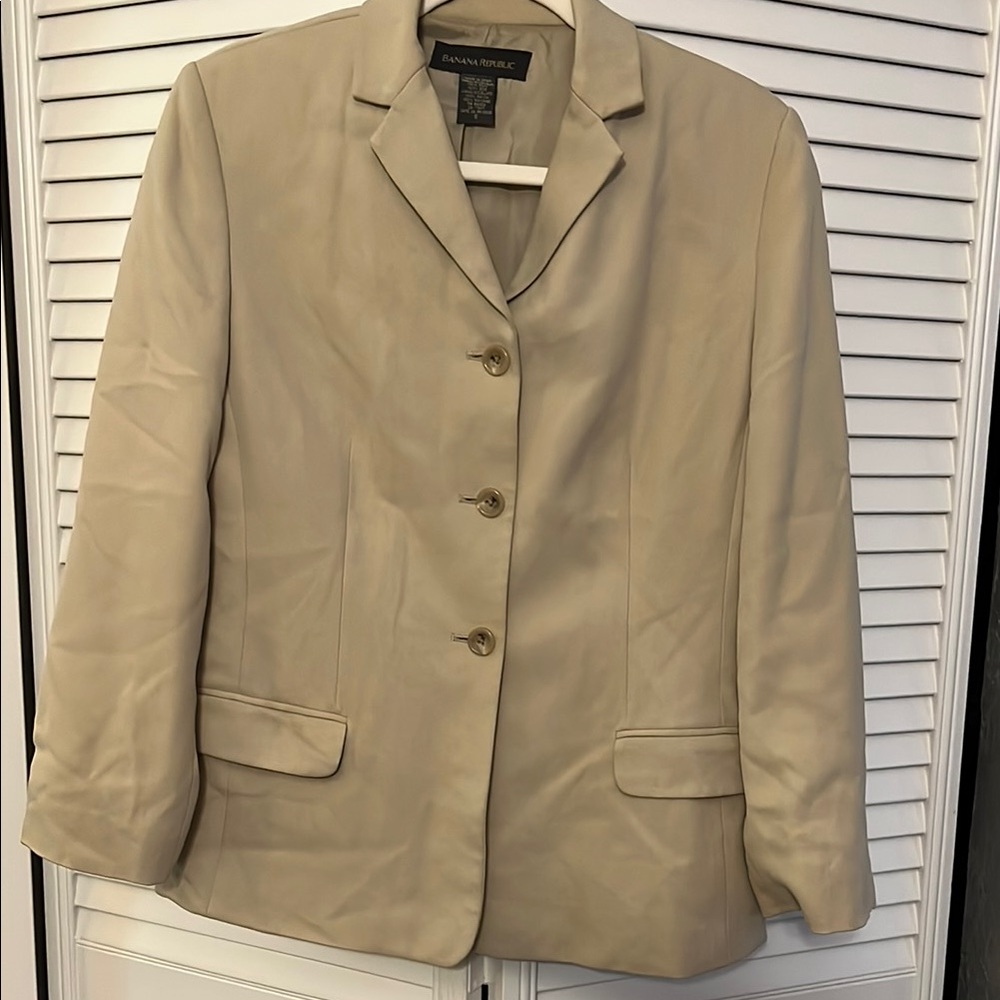 Banana Republic Silk Women's Blazer  size 8